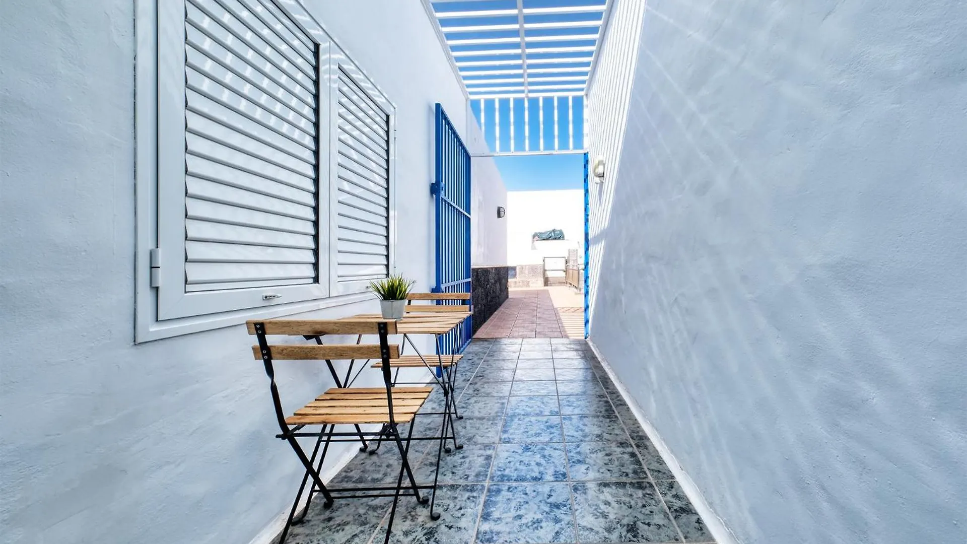 Casa Rame Beachfront, Amazing Seaview, Air-Con Puerto del Carmen  0*, Puerto del Carmen (Lanzarote) Spagna