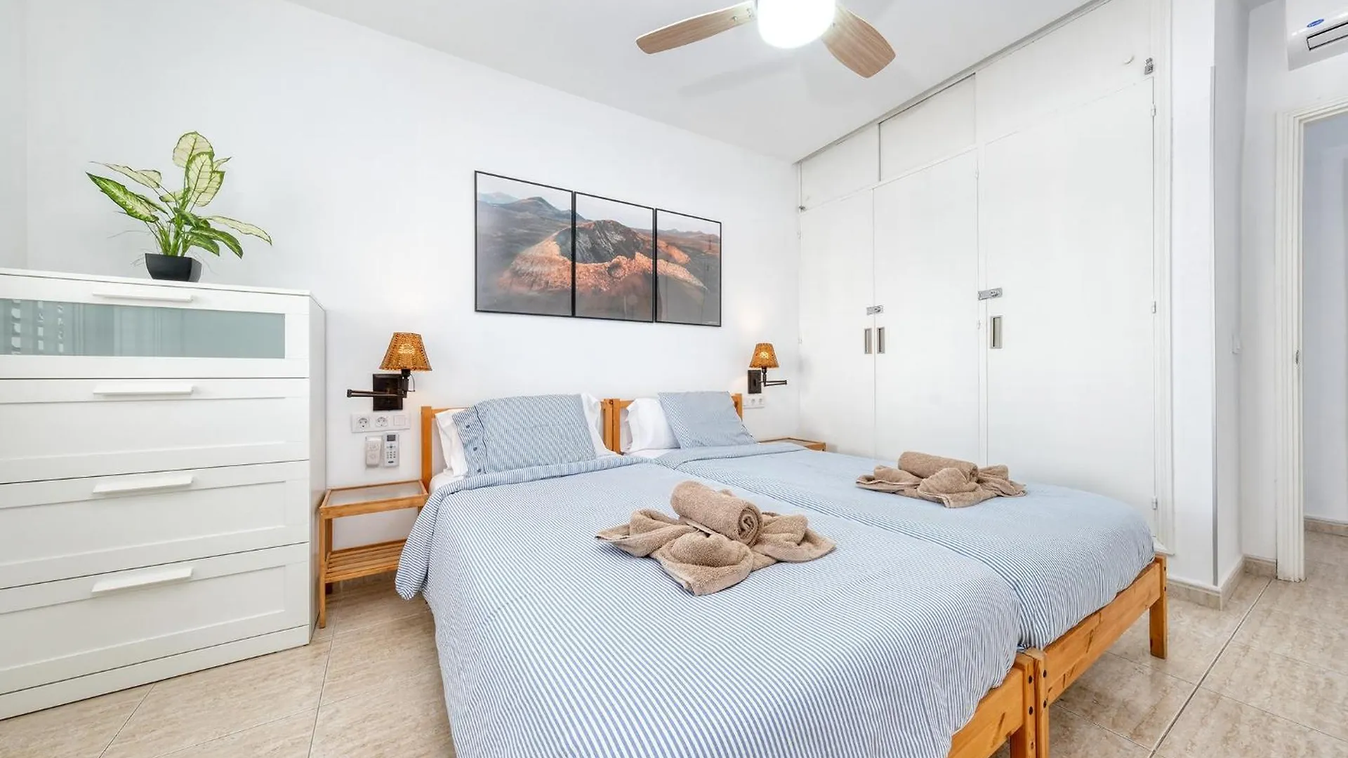 Casa Rame Beachfront, Amazing Seaview, Air-Con Puerto del Carmen  Holiday home Puerto del Carmen (Lanzarote)