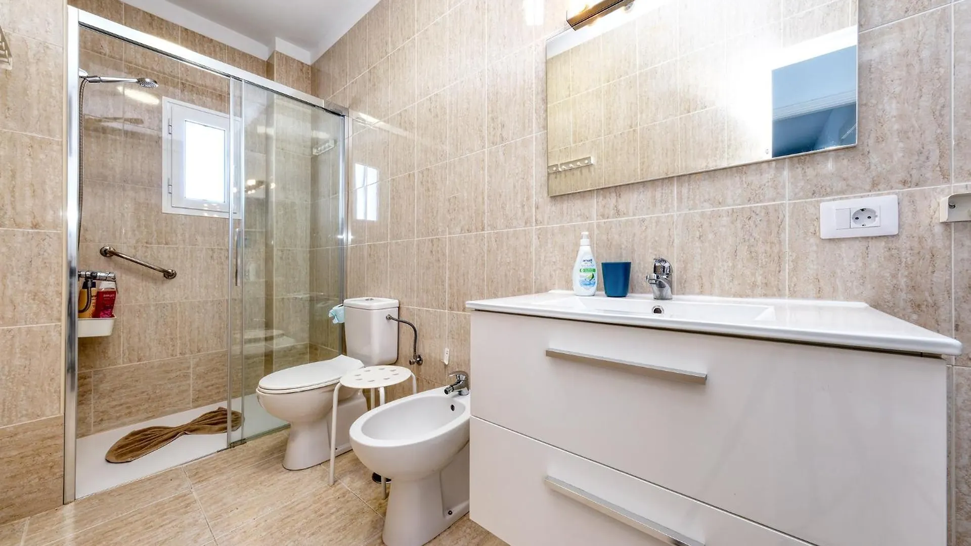 Casa Rame Beachfront, Amazing Seaview, Air-Con Puerto del Carmen